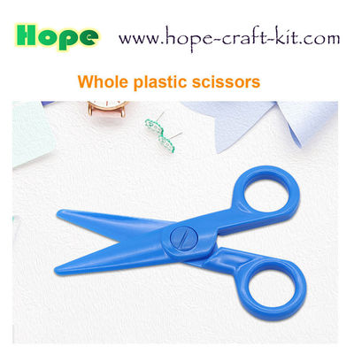 China Whole Plastic Small Scissors Safe Colorful Hobbies DIY Material Tools for Kids Toddlers Teachers Preschool Hand-craft supplier