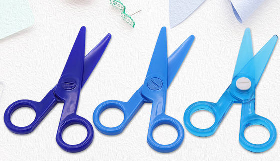 Whole Plastic Small Scissors Safe Colorful Hobbies DIY Material Tools for Kids Toddlers Teachers Preschool Hand-craft supplier