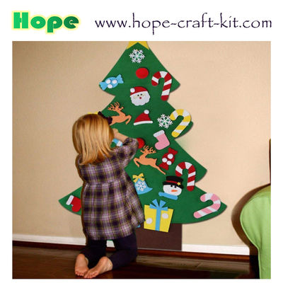 Merry Christmas Tree Decoration Hanging Pendants Felt Craft DIY Material for Kid  Ornament Creative Craft Kits OEM ODM supplier